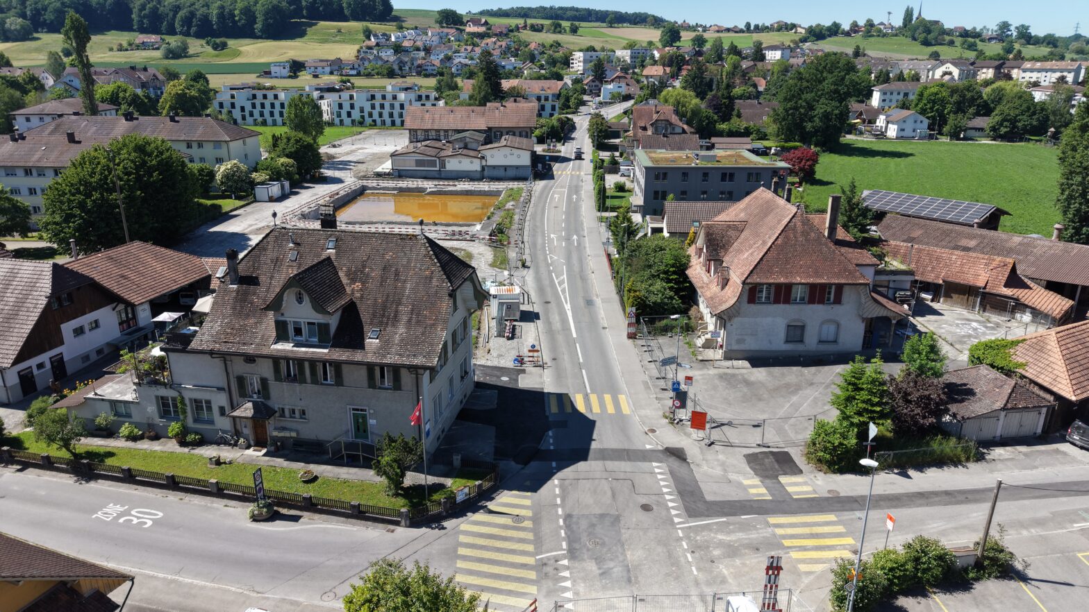 Baustart der Sanierung Bösingenstrasse